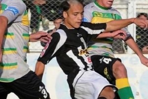 孩子都不管了！网友：要不劳塔罗球踢得好呢，回家和老婆还得加练